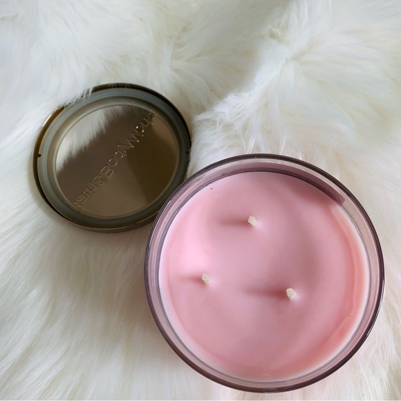 Bath & Bodyworks A thousand wishes NWT 3 wick candle champagne, peonies, almond - Picture 3 of 5